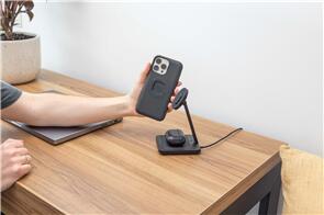 QUAD LOCK DUAL DESKTOP WIRELESS CHARGER