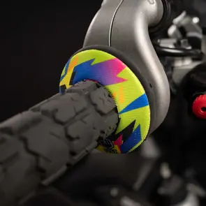 FIST 90'S GREEN GRIP DONUT
