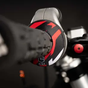 FIST 90'S RED GRIP DONUT