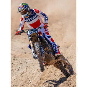 ALPINESTARS 2026 TECHSTAR LIMITED EDITION RED BUD GEARSET BRIGHT RED/WHITE/BLUE
