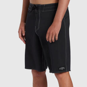 BILLABONG CORE LORD PRO BOARDSHORT BLACK