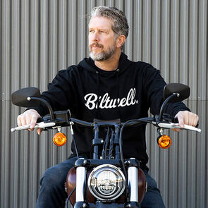 BILTWELL PULLOVER HOODIE [SCRIPT BLACK]