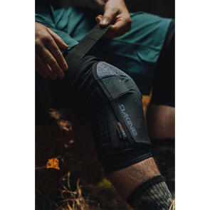 DAKINE SLAYER PRO KNEE PAD BLACK