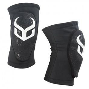 DEMON KNEE GUARD SOFT CAP PRO JNR