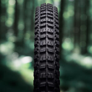 E THIRTEEN GRAPPLER RS TIRE 27.5 X 2.4 - RADIAL CASING (MOPO COMPOUND)