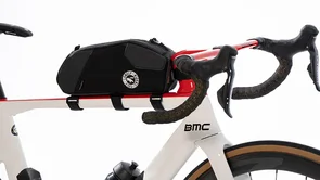 ULAC TOP TUBE BAG NEO PORTER TREKKING GT MAX BOLT-ON 2.1L - ONYX