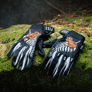 FIST FLYING KIWI GLOVES