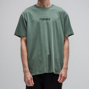 FORMER LEGACY OVERDYE T-SHIRT WASHED PINE