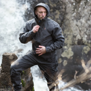 PINEWOOD ABISKO TELLUZ JACKET DARK ANTHRACITE