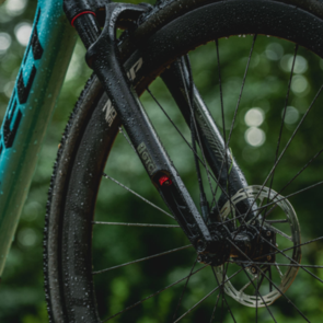 KS GTC C275 700C GRAVEL FORK 40MM TRAVEL 11/8 STEERER