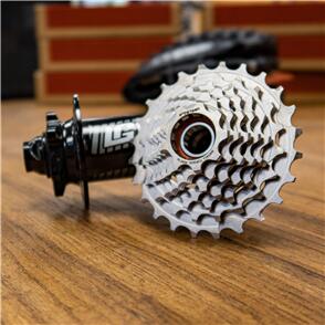 E THIRTEEN LG1 7 SPEED INTEGRATED CASSETTE E*THIRTEEN NICKEL