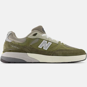 NEW BALANCE NUMERIC ANDREW REYNOLDS 933 OLIVE WITH DARK OLIVINE