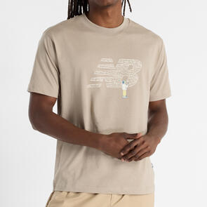 NEW BALANCE CHALK BOARD LOGO T-SHIRT ARIDSTON