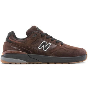NEW BALANCE NUMERIC ANDREW REYNOLDS 933 BROWN BLACK