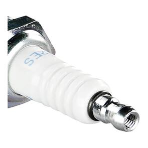 NGK SPARK PLUG BPR2ES (2264)