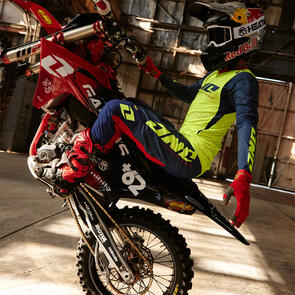 ONE INDUSTRIES X-197 YOUTH JERSEY AND PANTS NEON NAVY