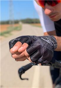 VELOTOZE GLOVES AERO BLACK 