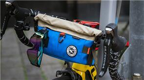 ULAC HANDLEBAR BAG COURSIER JAGER  3.0L WITH CARABINER BOOST BLUE