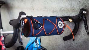 ULAC HANDLEBAR BAG NEO PORTER COURSIER GT 1.7L WITH CARABINER - NAVY