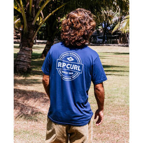 RIP CURL STAPLE TEE WASHED NAVY