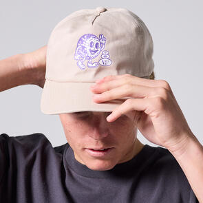 RIVVIA GOLF HAPPY GLOBE CAP BONE