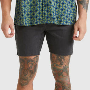 RVCA FRAYED WALKSHORT BLACK FADE