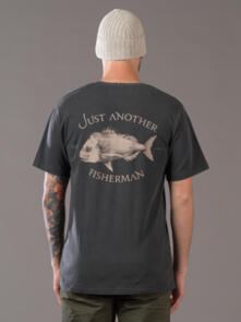 JUST ANOTHER FISHERMAN SNAPPER LOGO TEE AGED BLACK