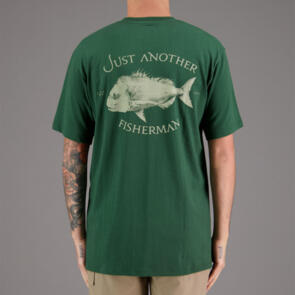 JUST ANOTHER FISHERMAN SNAPPER LOGO TEE PINE
