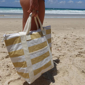 SUNNYLIFE LIGHT COOLER TOTE BUTTERNUT STRIPE