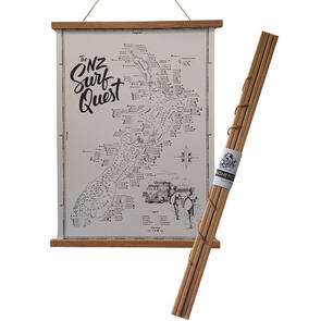 THE QUEST MAPS MAGNETIC HANGING FRAME