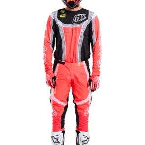 TROY LEE DESIGNS 2026 SE PRO JERSEY AND PANTS STRIPES INFRA RED / BLACK