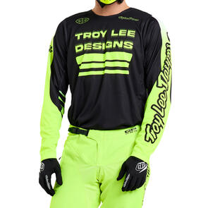 TROY LEE DESIGNS 2026 GP PRO JERSEY SEGMENT BLACK / FLO YELLOW