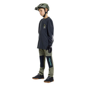 TROY LEE DESIGNS 2026 YOUTH RUCKUS RIDE LS TEE PRESSED CARBON / SKYLINE ARMY PANTS