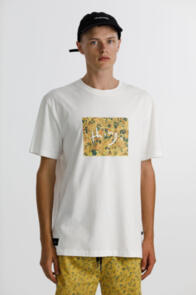 THING THING SS TEE WHITE WITH MEADOW PRINT AND LARGE EMBROIDERY