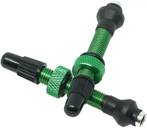 INDUSTRY NINE TUBELESS VALVE KIT ALUMINUM GREEN 40MM (2 VALVES)