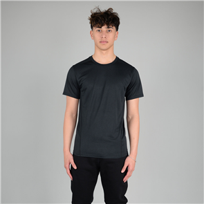 URBAN COLLAB ACTIVE PERFORMANCE TECH TEE - BLACK