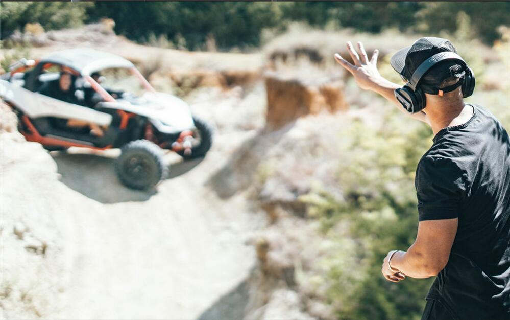 Cardo Packtalk Edgephones Orv Cardo view 6