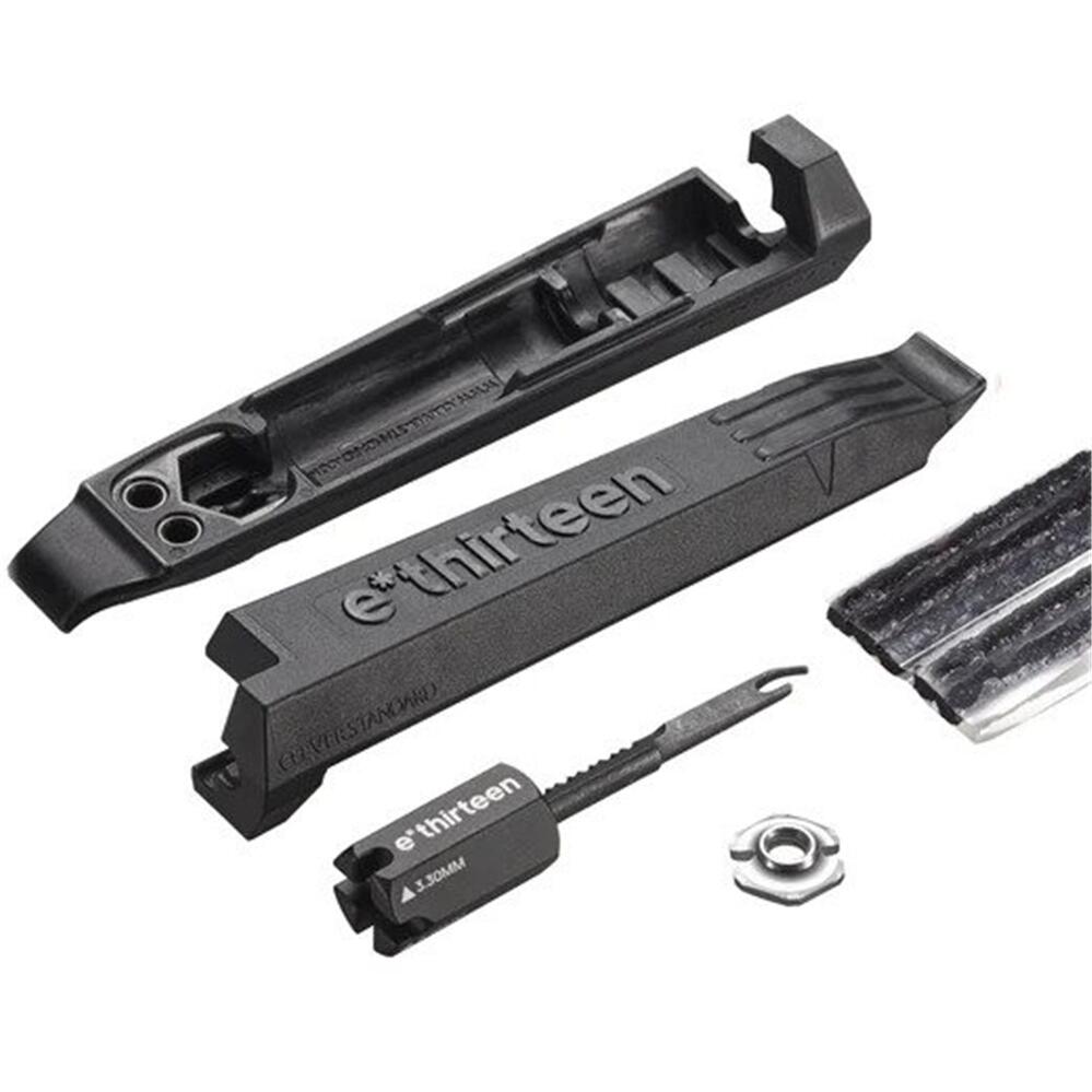 Thirteen Tire Lever & Plug Kit Black