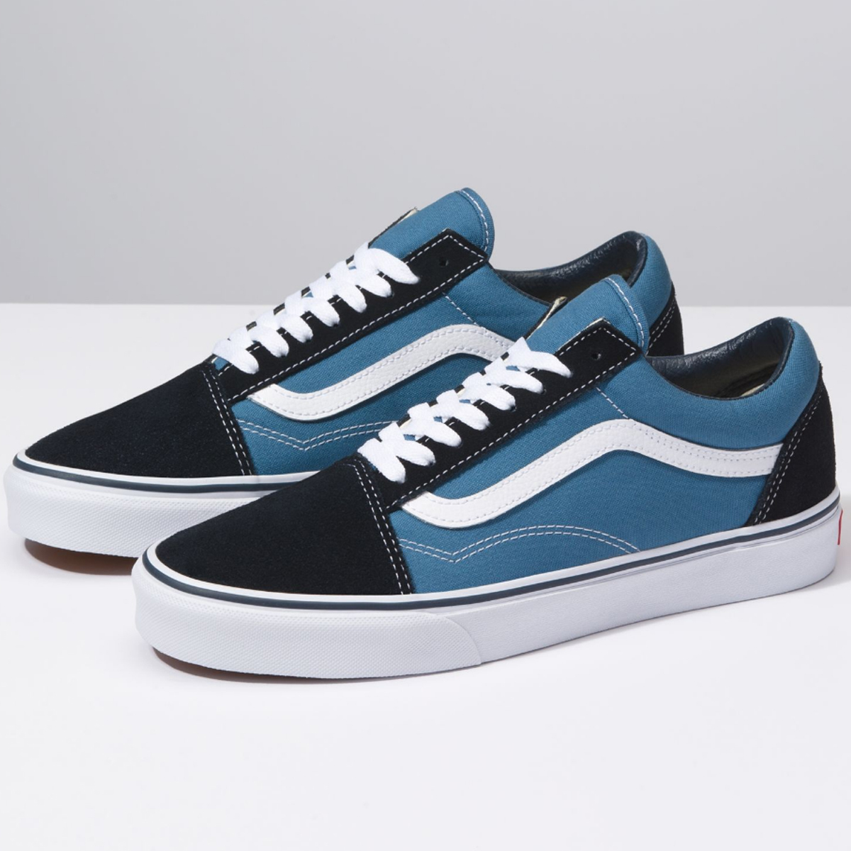 vans old skool white and navy